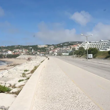 Edificio Praia Jardim Em Buarcos 아파트